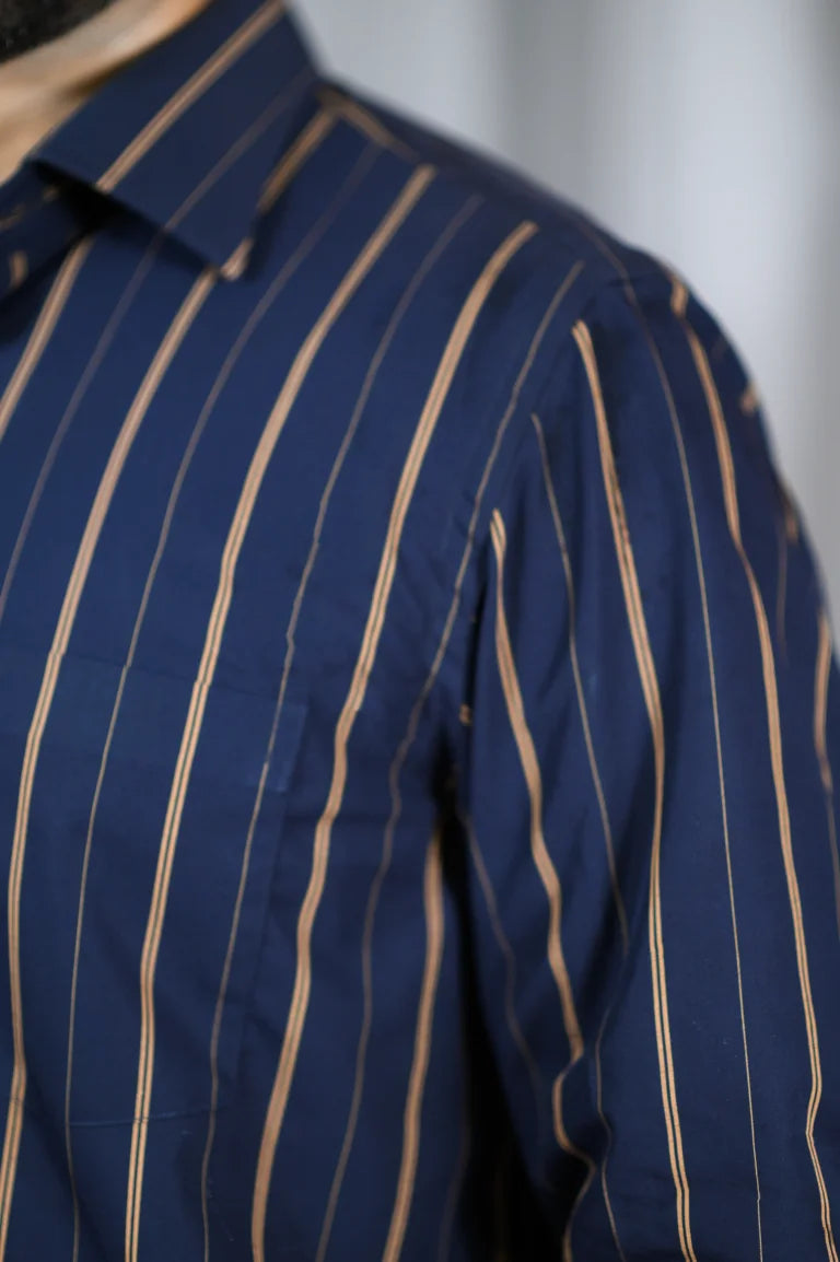 Lined Navy Blue Formal Shirt - Sprucity