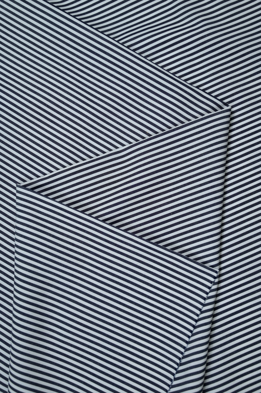 Noir Horizon - Sprucity