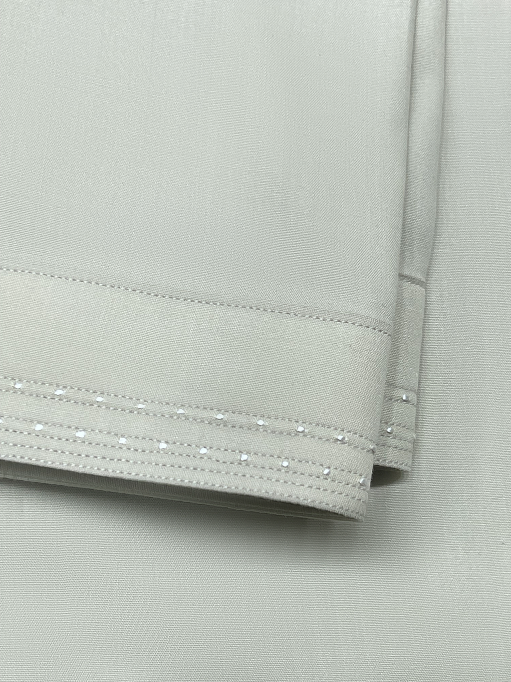 Ivory Elegance Wash & Wear Kameez Shalwar - Sprucity